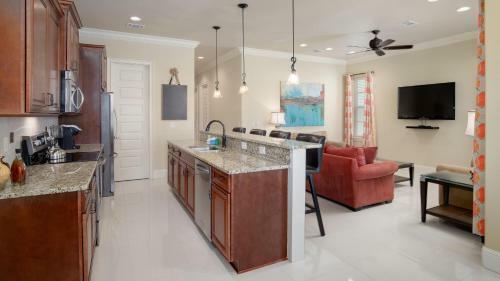 Villa Lago 1883 (s)(2g)- 4br 4ba - (10)
