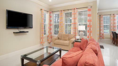 Villa Lago 1883 (s)(2g)- 4br 4ba - (10)