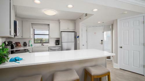 Beachside One 4073 - Flr7 - 2br 2ba - (6)