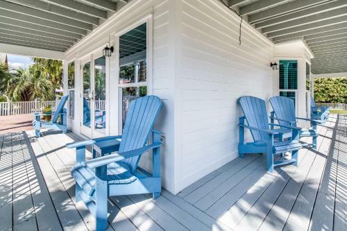 Sun Seeker By Real Joy Vacations