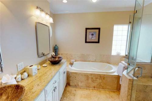 Casa Di Amore By Compass Resorts