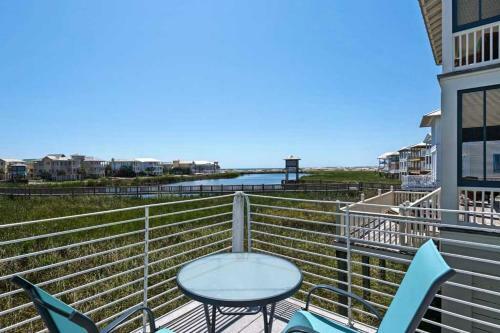 It Doesn't Get Any Better At Destin Pointe