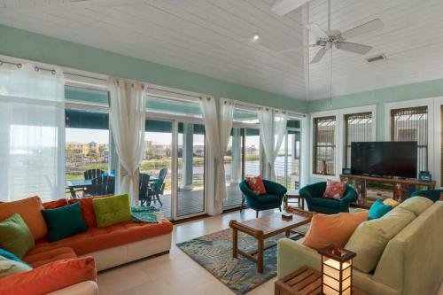 It Doesn't Get Any Better At Destin Pointe