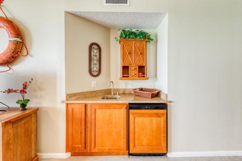 Sterling Sands 405 Destin (condo)