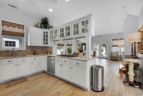Captain Morgan's - Crystal Beach Subdivision