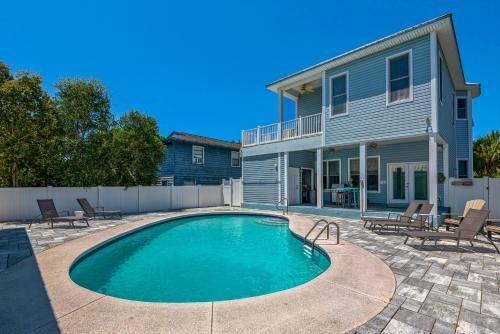Captain Morgan's - Crystal Beach Subdivision