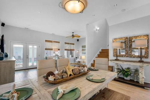 Captain Morgan's - Crystal Beach Subdivision