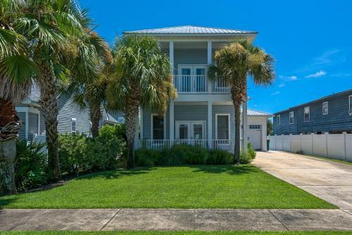 Captain Morgan's - Crystal Beach Subdivision
