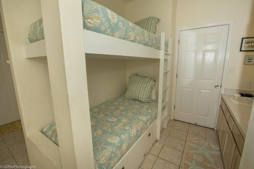 Apartamento Sandpiper Cove #9226 Condo