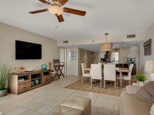 Mainsail Condominium 322