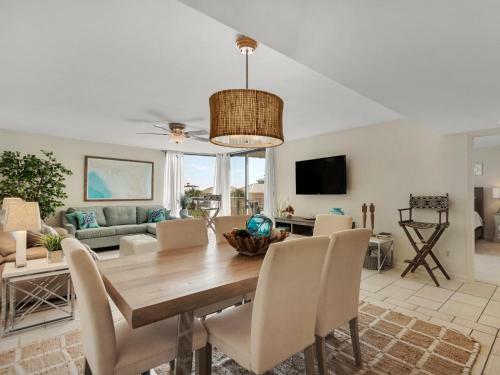 Mainsail Condominium 322