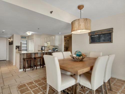 Mainsail Condominium 322