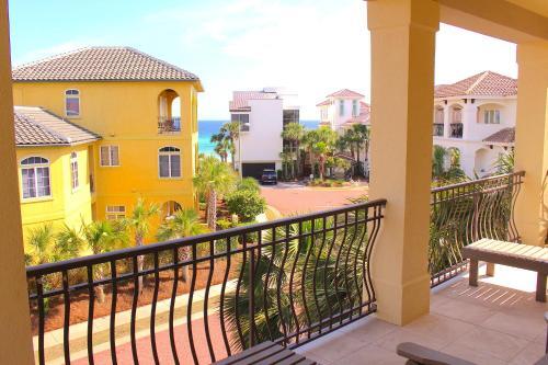 4848 Ocean Blvd Home