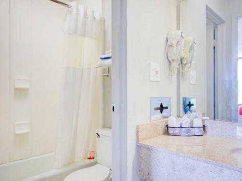 Oyo Hotel Dundee By Crystal Lake