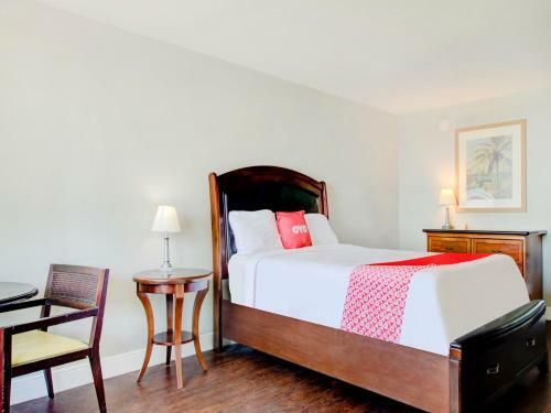 Oyo Hotel Dundee By Crystal Lake