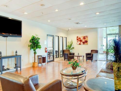 Oyo Hotel Dundee By Crystal Lake
