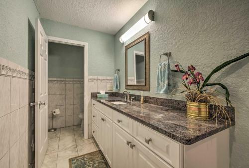 Waterfront Dunnellon Home With Private Dock And Lanai!