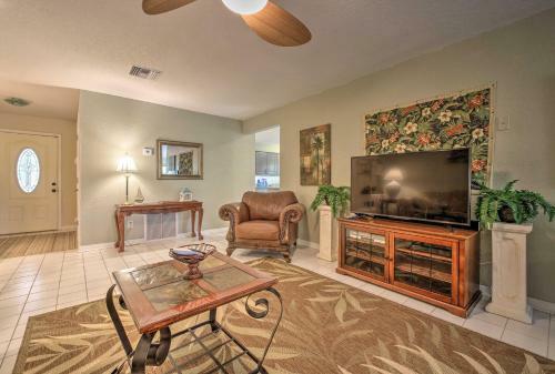 Waterfront Dunnellon Home With Private Dock And Lanai!