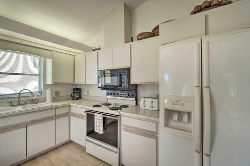 Canalfront Home With Private Dock - 5 Mi To Beaches!