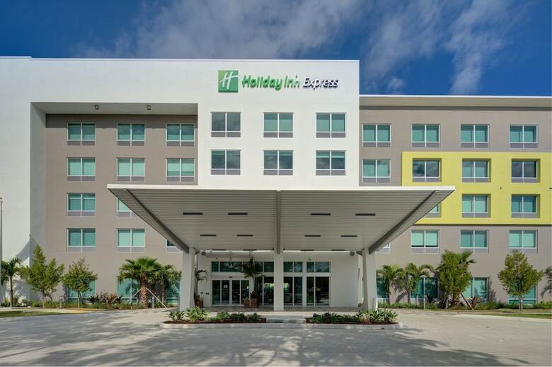 Holiday Inn Express Doral Miami, An Ihg Hotel