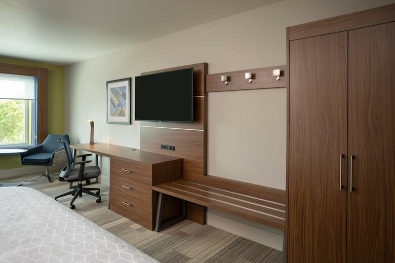 Holiday Inn Express Doral Miami, An Ihg Hotel