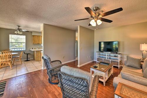 Coastal Oasis With Shared Pool, 2 Mi To Beach!