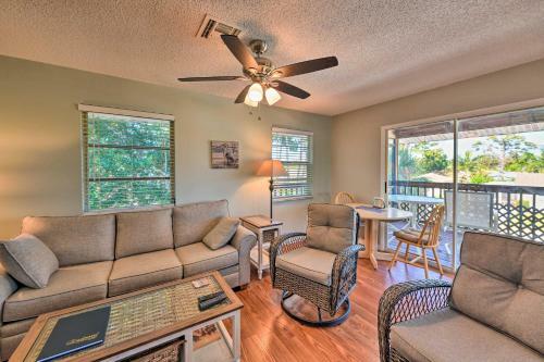 Coastal Oasis With Shared Pool, 2 Mi To Beach!