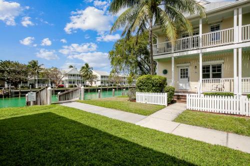 Harbor Village Hacienda