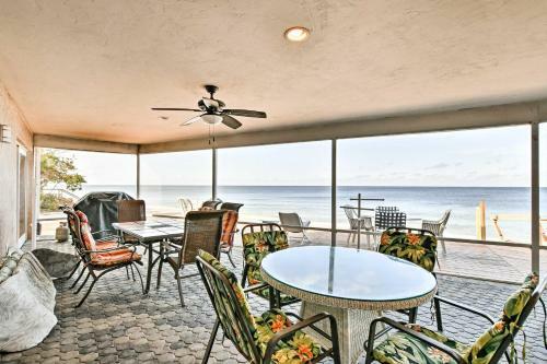 Spacious Englewood House With Deck - On The Beach!