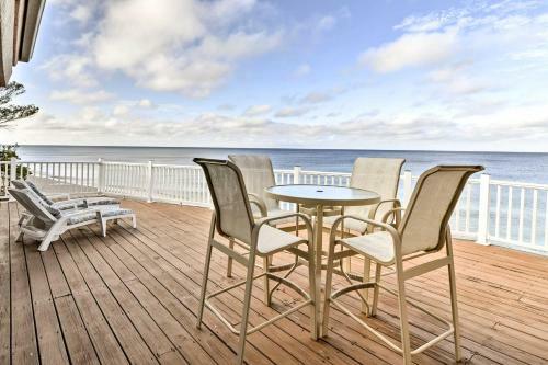 Spacious Englewood House With Deck - On The Beach!