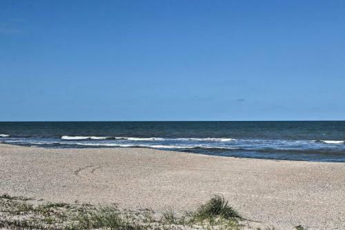 Amelia Island Oceanfront Cottage With Deck And Grill!