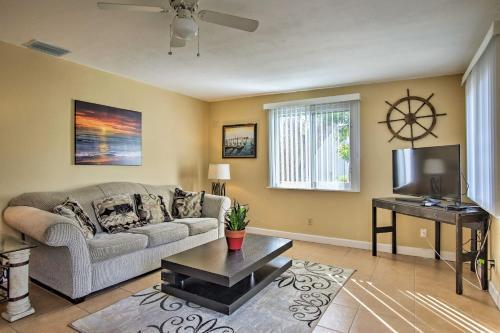 Ft Lauderdale Townhome On Canal - 3 Mi To Beach!