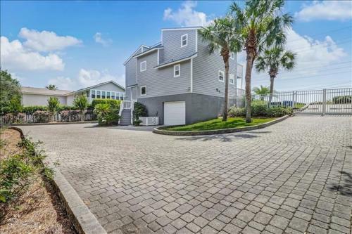 3949 S Fletcher Home