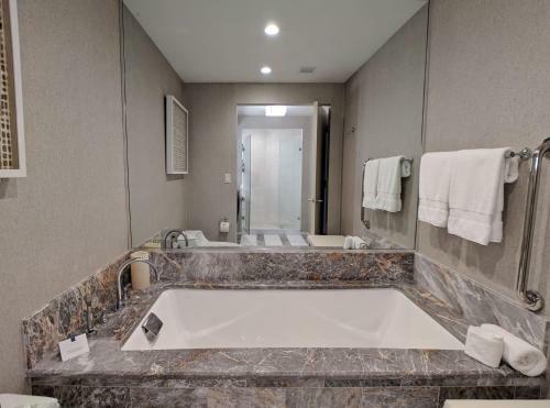 Luxury Fort Lauderdale Beach Resort