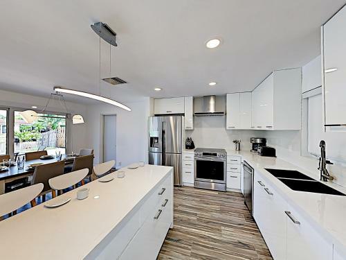New Listing! Canal-front With Private Pool & Hot Tub Home