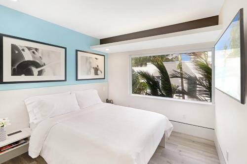 Hotel Ocean Treasure Beachside Suites