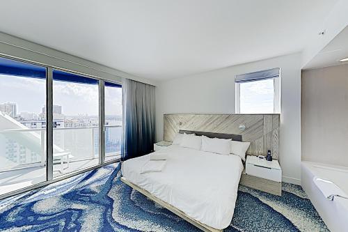 Apartamento New Listing! Modern Resort Condo With Ocean View Condo