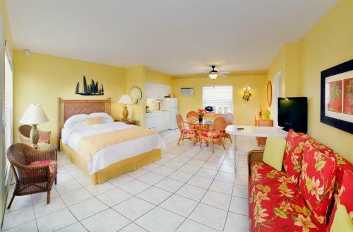 Hotel Tropic Seas Resort