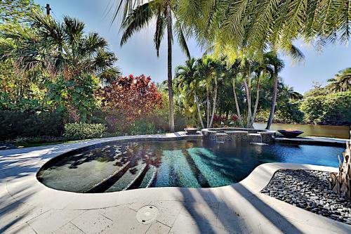 Exclusive Zen Oasis - Smart Pool & Private Beach Home