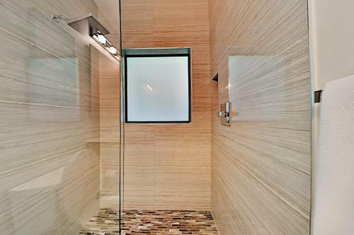 Exclusive Zen Oasis - Smart Pool & Private Beach Home