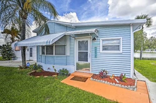 Quiet And Charming Home With Pond View - 4mi To Beach!