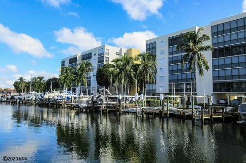Apartamento Hibiscus Pointe 314 Condo