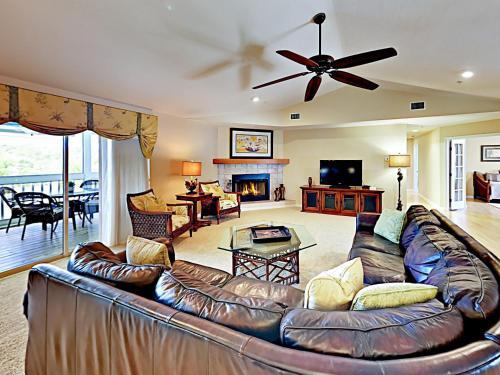 Casa Del Mar Retreat Home
