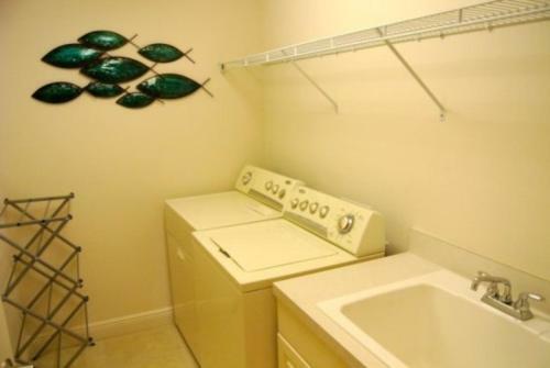 Waterside Condo By Ipg Florida