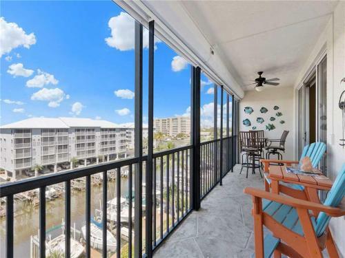 Apartamento Hibiscus Pointe 342, Canal View, 2 Bedroom, Sleeps 6, Heated Pool, Elevator
