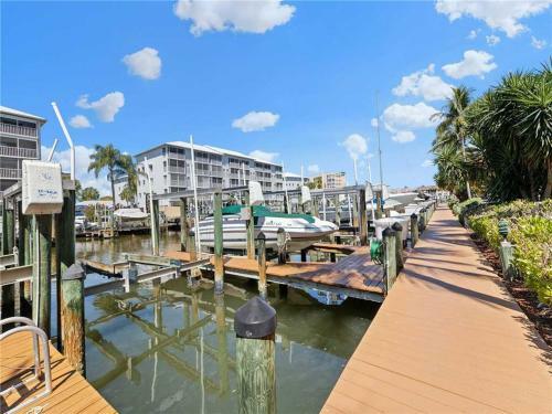 Apartamento Hibiscus Pointe 342, Canal View, 2 Bedroom, Sleeps 6, Heated Pool, Elevator