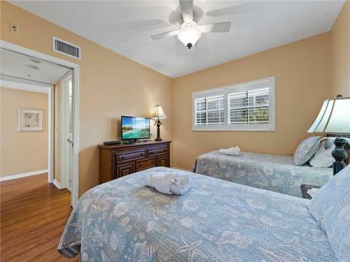 Apartamento Hibiscus Pointe 342, Canal View, 2 Bedroom, Sleeps 6, Heated Pool, Elevator