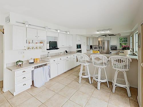 New Listing! Estero Island Beachfront Home With Pool Home