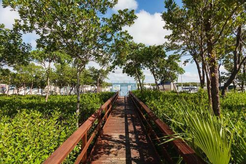 Apartamento Casa Marina 623-6, 2 Bedroom, Sleeps 6, Wifi, Elevator, Canal Front, Pool
