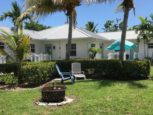 Hotel Coconut Palm Beach Bungalow 2 Bedroom King Bed